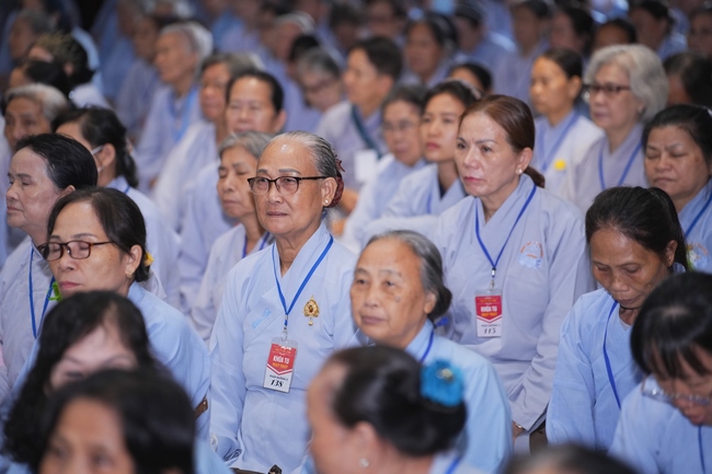 Pháp thoại Dạy Niệm Phật Trả Hiếu Cho Mẹ - HT. Thích Nhật Hỷ | Khoá tu Phật thất 109.