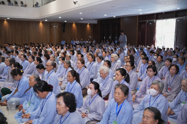 Pháp thoại Dạy Niệm Phật Trả Hiếu Cho Mẹ - HT. Thích Nhật Hỷ | Khoá tu Phật thất 109.