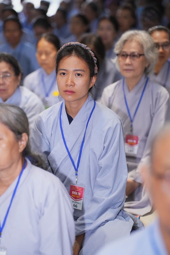 Pháp thoại Dạy Niệm Phật Trả Hiếu Cho Mẹ - HT. Thích Nhật Hỷ | Khoá tu Phật thất 109.