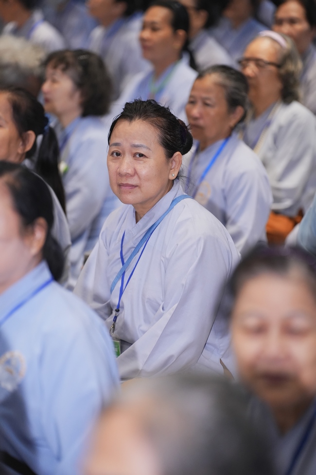 Pháp thoại Dạy Niệm Phật Trả Hiếu Cho Mẹ - HT. Thích Nhật Hỷ | Khoá tu Phật thất 109.