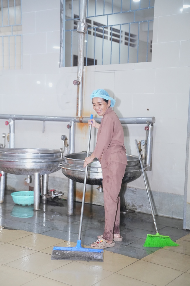 Pháp thoại Dạy Niệm Phật Trả Hiếu Cho Mẹ - HT. Thích Nhật Hỷ | Khoá tu Phật thất 109.